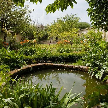 Gite Des Grands Moulins De Bauge المظهر الخارجي الصورة