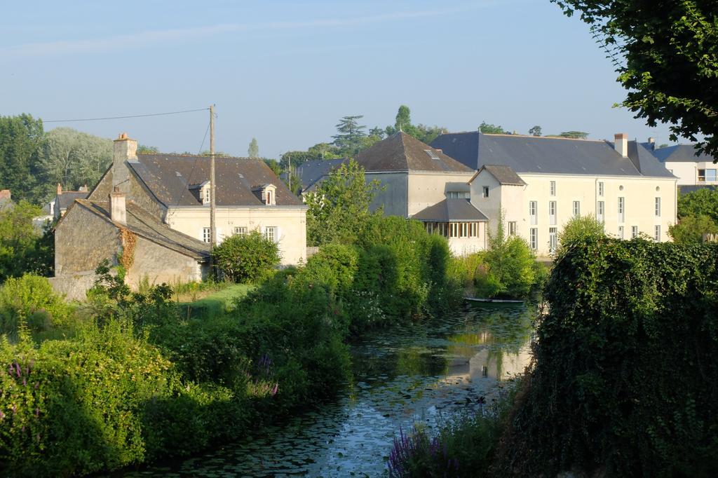 Gite Des Grands Moulins De Bauge المظهر الخارجي الصورة